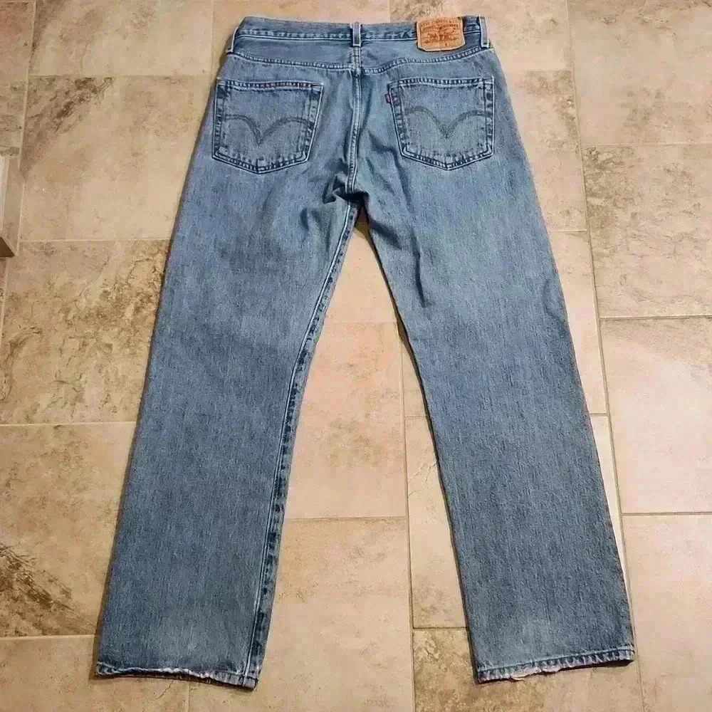 Levi's Button Up Jeans 34x32 - Picture 9 of 16